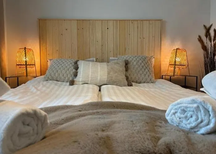 Luxury Suite With Private Sauna Free Parking